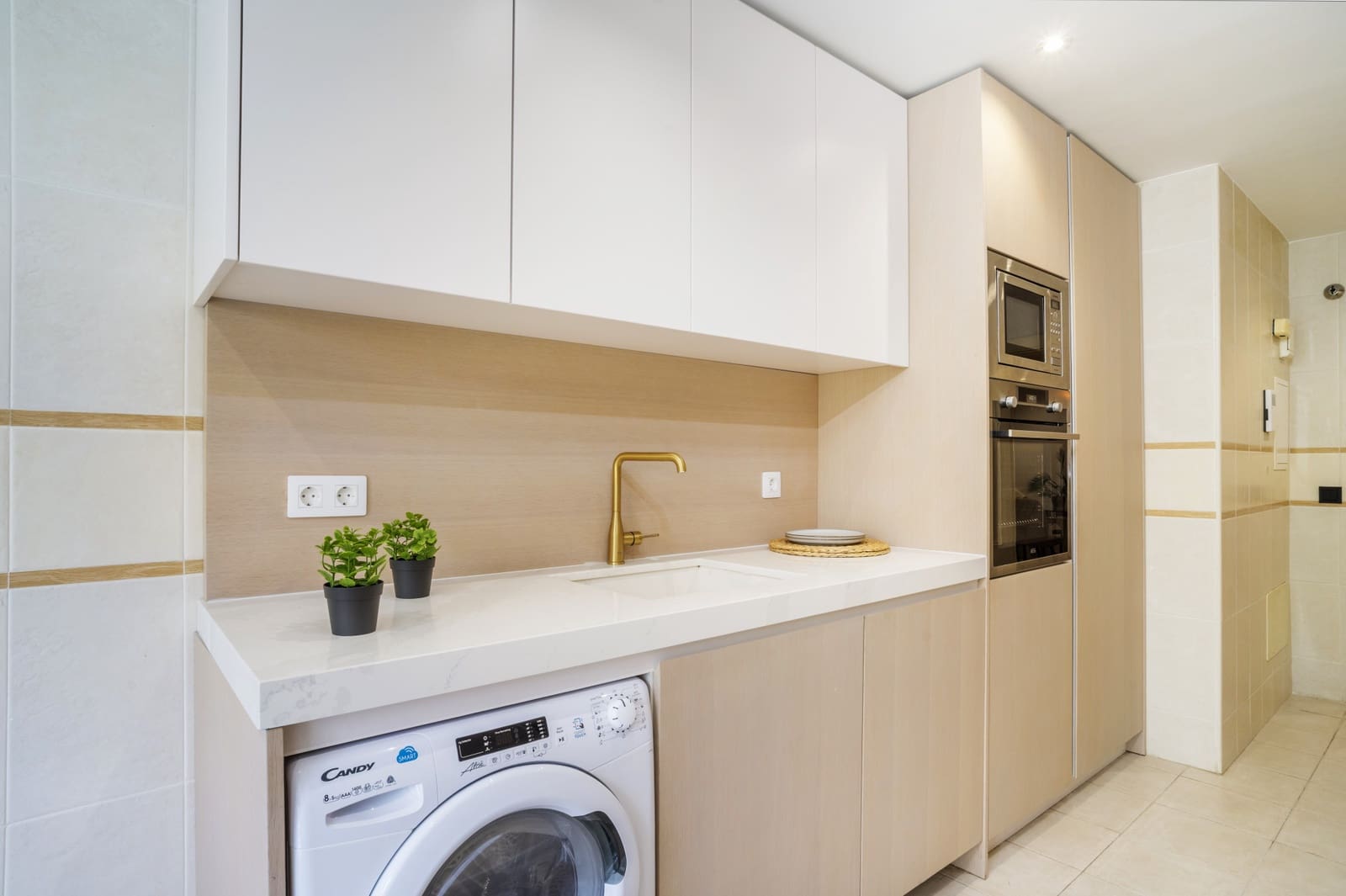 3 bedroom Apartment for sale in Golden Mile with pool garage - € 1,020,000 (Ref: 9845166)