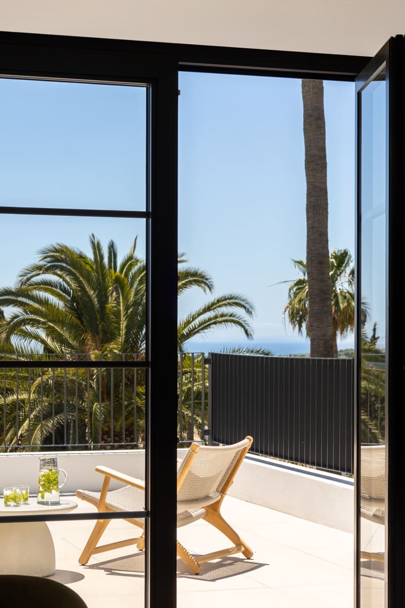 4 chambre Villa/Maison à vendre à El Paraiso avec piscine garage - 3 495 000 € (Ref: 9855121)