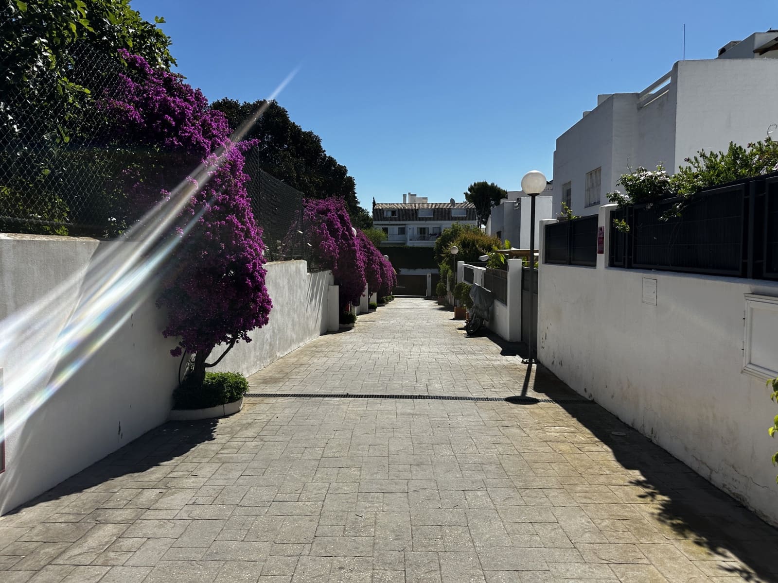 3 chambre Maison de Ville à vendre à Marbella avec piscine garage - 789 000 € (Ref: 9868361)