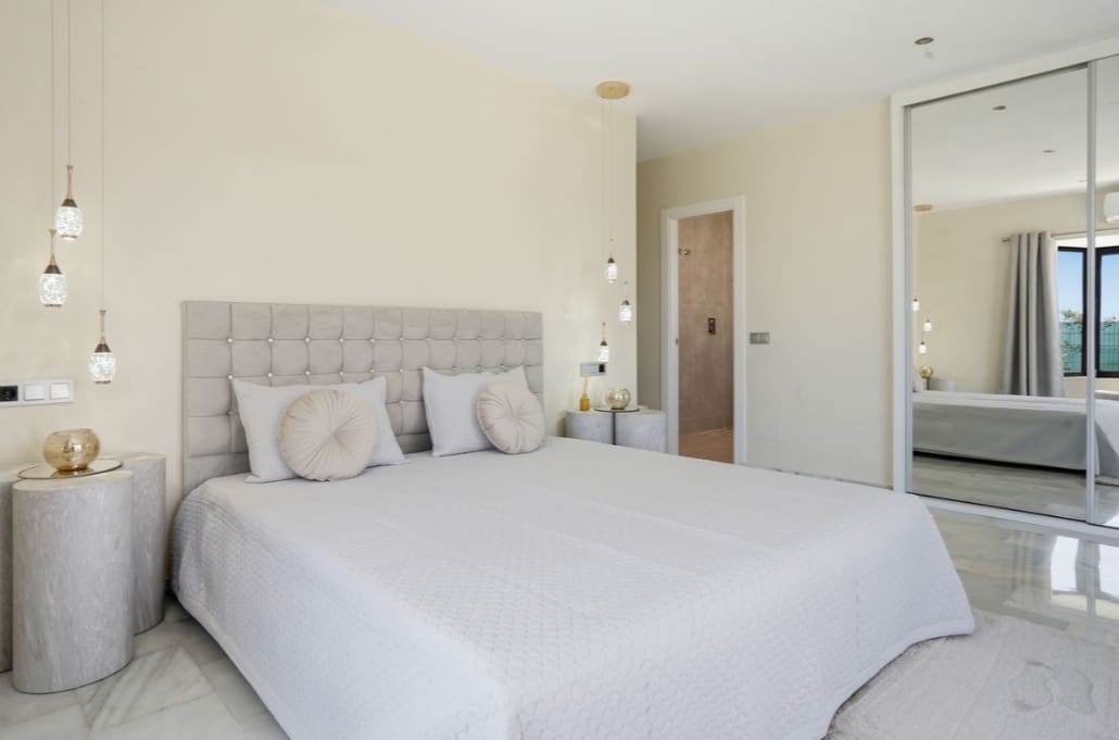 4 quarto Moradia para venda em Mijas Costa com piscina garagem - 1 599 000 € (Ref: 9868362)