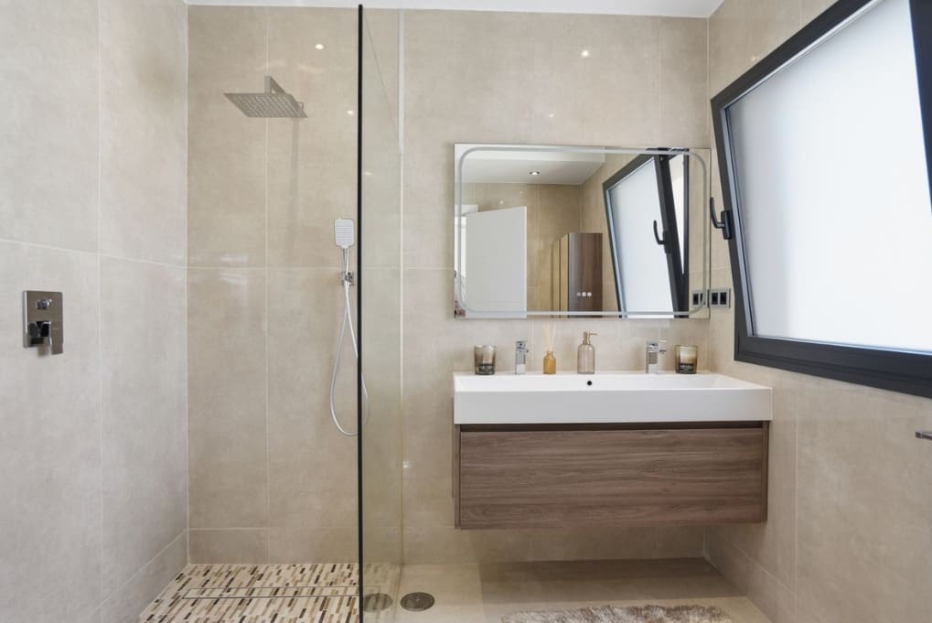 4 quarto Moradia para venda em Mijas Costa com piscina garagem - 1 599 000 € (Ref: 9868362)