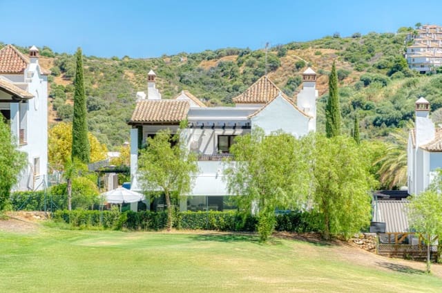 3 chambre Villa/Maison à vendre à Estepona avec garage - 885 000 € (Ref: 9868363)
