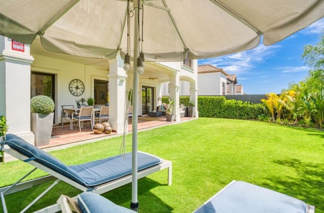 3 chambre Villa/Maison à vendre à Estepona avec garage - 885 000 € (Ref: 9868363)