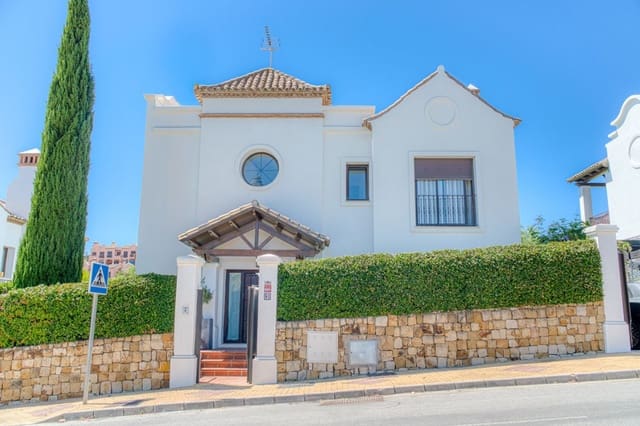 3 chambre Villa/Maison à vendre à Estepona avec garage - 885 000 € (Ref: 9868363)