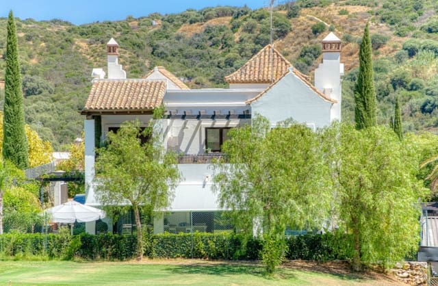 3 chambre Villa/Maison à vendre à Estepona avec garage - 885 000 € (Ref: 9868363)