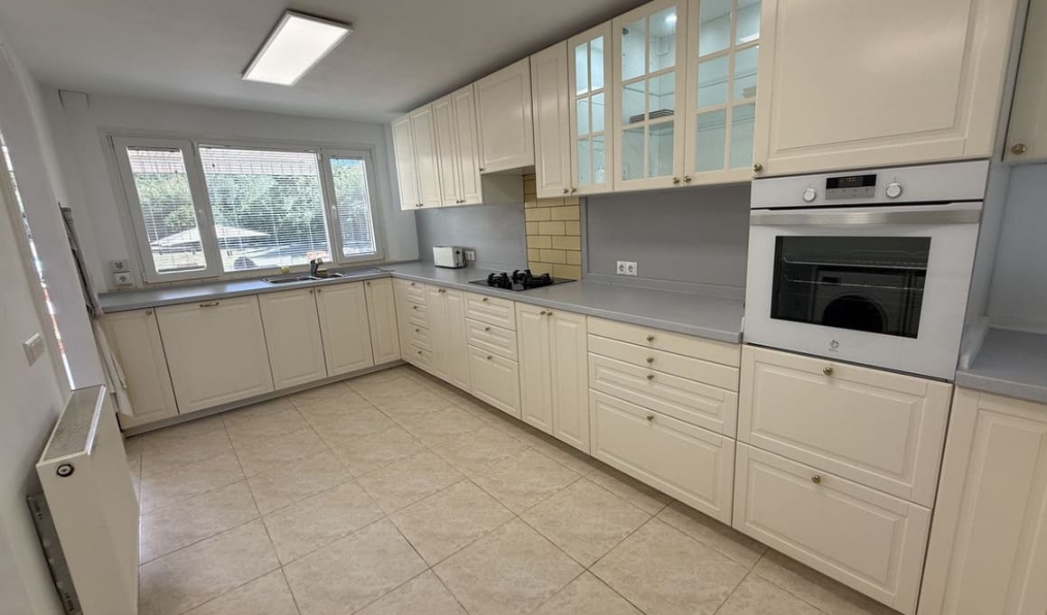 4 slaapkamer Villa te koop in Mijas Costa met zwembad - € 750.000 (Ref: 9868364)