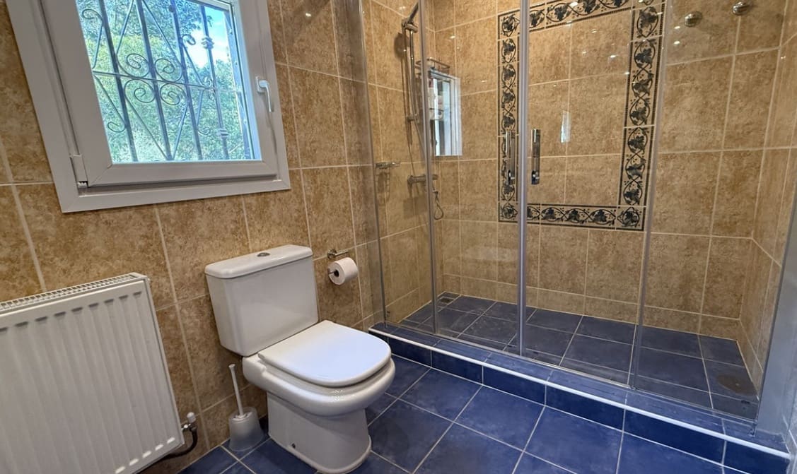 4 slaapkamer Villa te koop in Mijas Costa met zwembad - € 750.000 (Ref: 9868364)