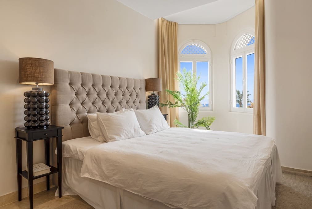 3 bedroom Penthouse for sale in Golden Mile with pool garage - € 1,395,000 (Ref: 9878152)
