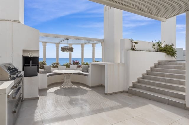 3 soveværelse Penthouse til salg i Golden Mile, Marbella med swimmingpool garage - € 1.395.000 (Ref: 9878152)