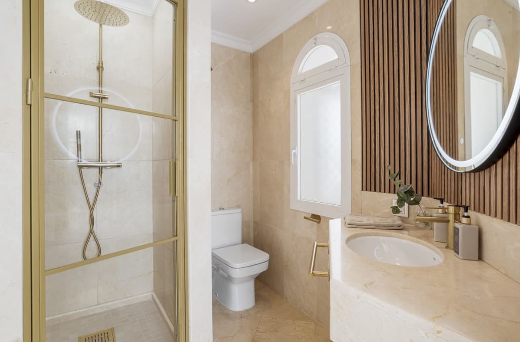 3 bedroom Penthouse for sale in Golden Mile with pool garage - € 1,395,000 (Ref: 9878152)