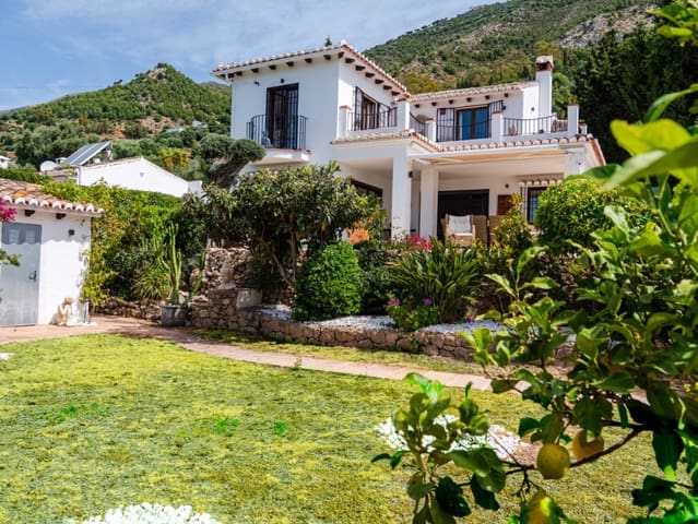 4 sovrum Villa till salu i Mijas med pool garage - 995 000 € (Ref: 9878154)