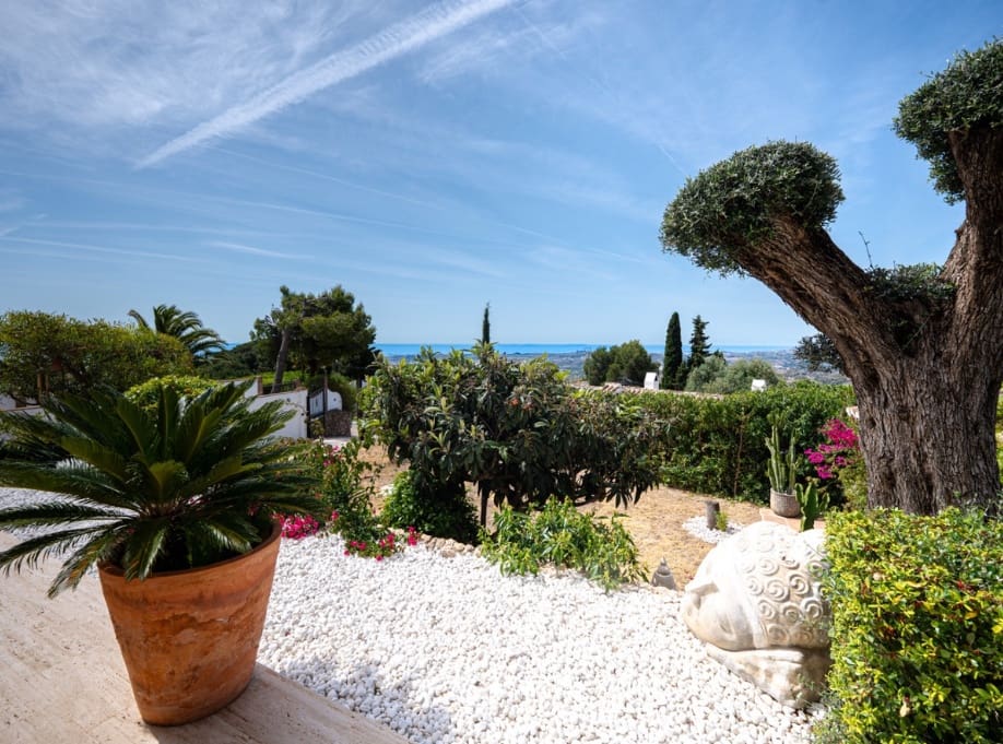 4 bedroom Villa for sale in Mijas with pool garage - € 995,000 (Ref: 9878154)