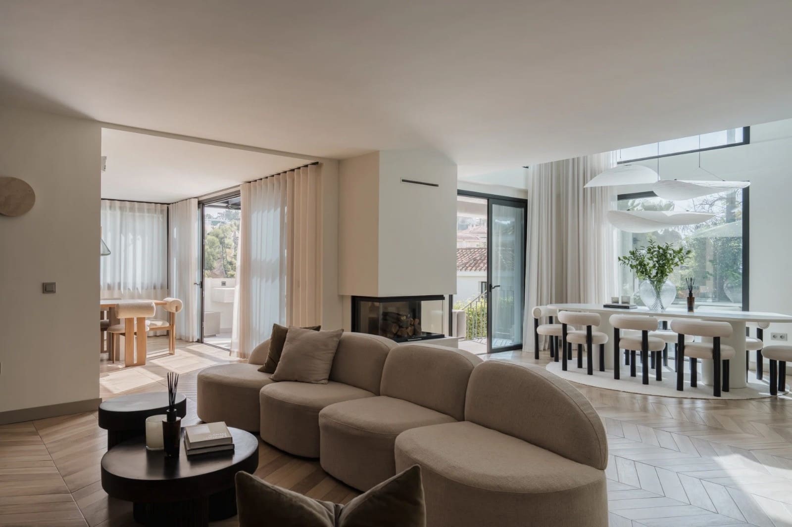 Chalet de 5 habitaciones en Nueva Andalucia en venta con piscina garaje - 3.250.000 € (Ref: 9893888)