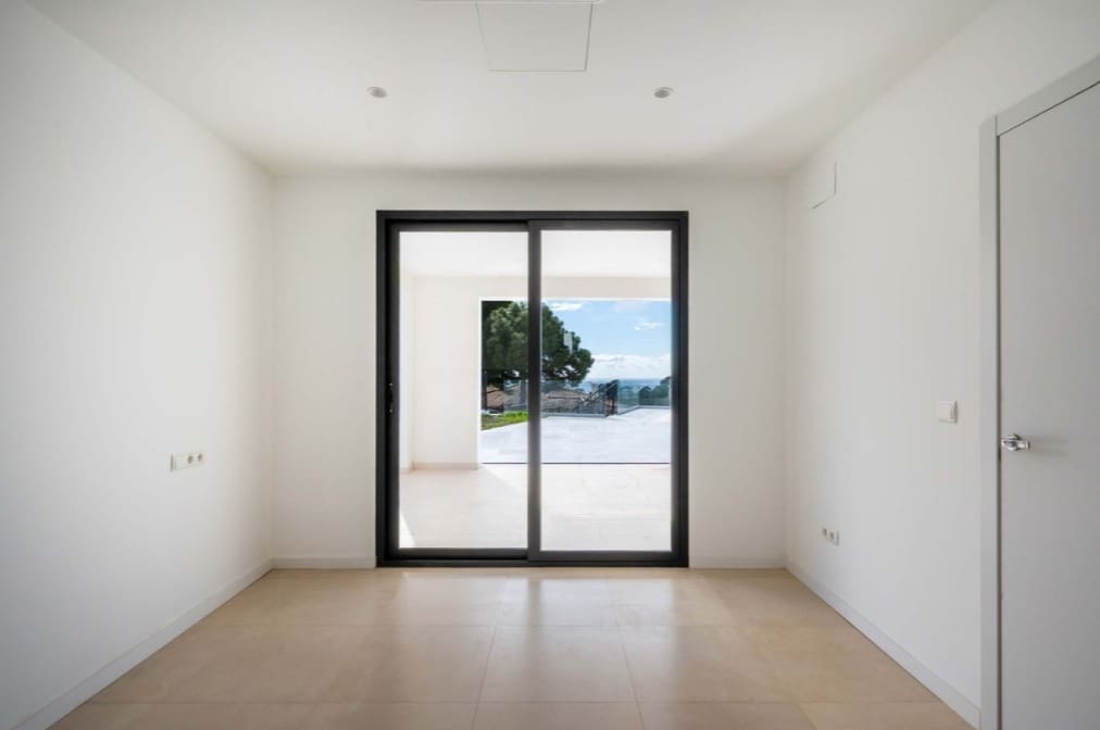4 soveværelse Villa til salg i Mijas med swimmingpool garage - € 1.480.000 (Ref: 9893889)