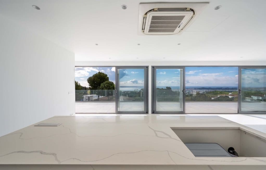 4 soveværelse Villa til salg i Mijas med swimmingpool garage - € 1.480.000 (Ref: 9893889)
