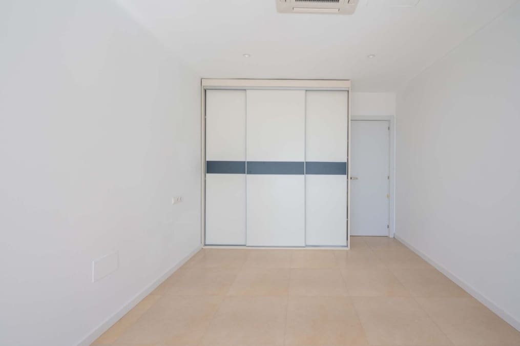 4 soveværelse Villa til salg i Mijas med swimmingpool garage - € 1.480.000 (Ref: 9893889)