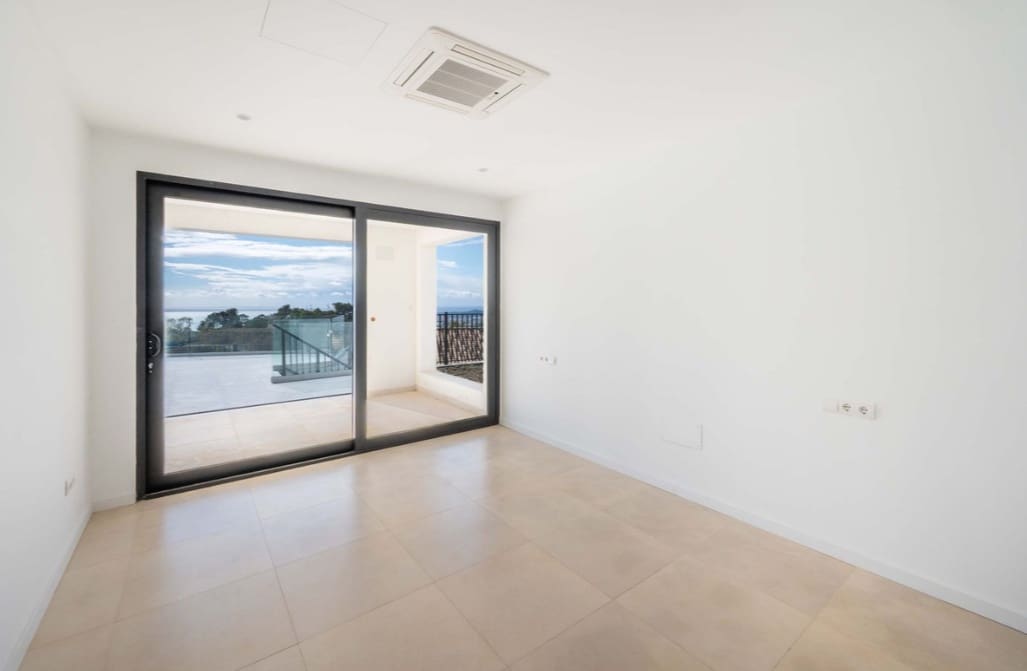 4 soveværelse Villa til salg i Mijas med swimmingpool garage - € 1.480.000 (Ref: 9893889)