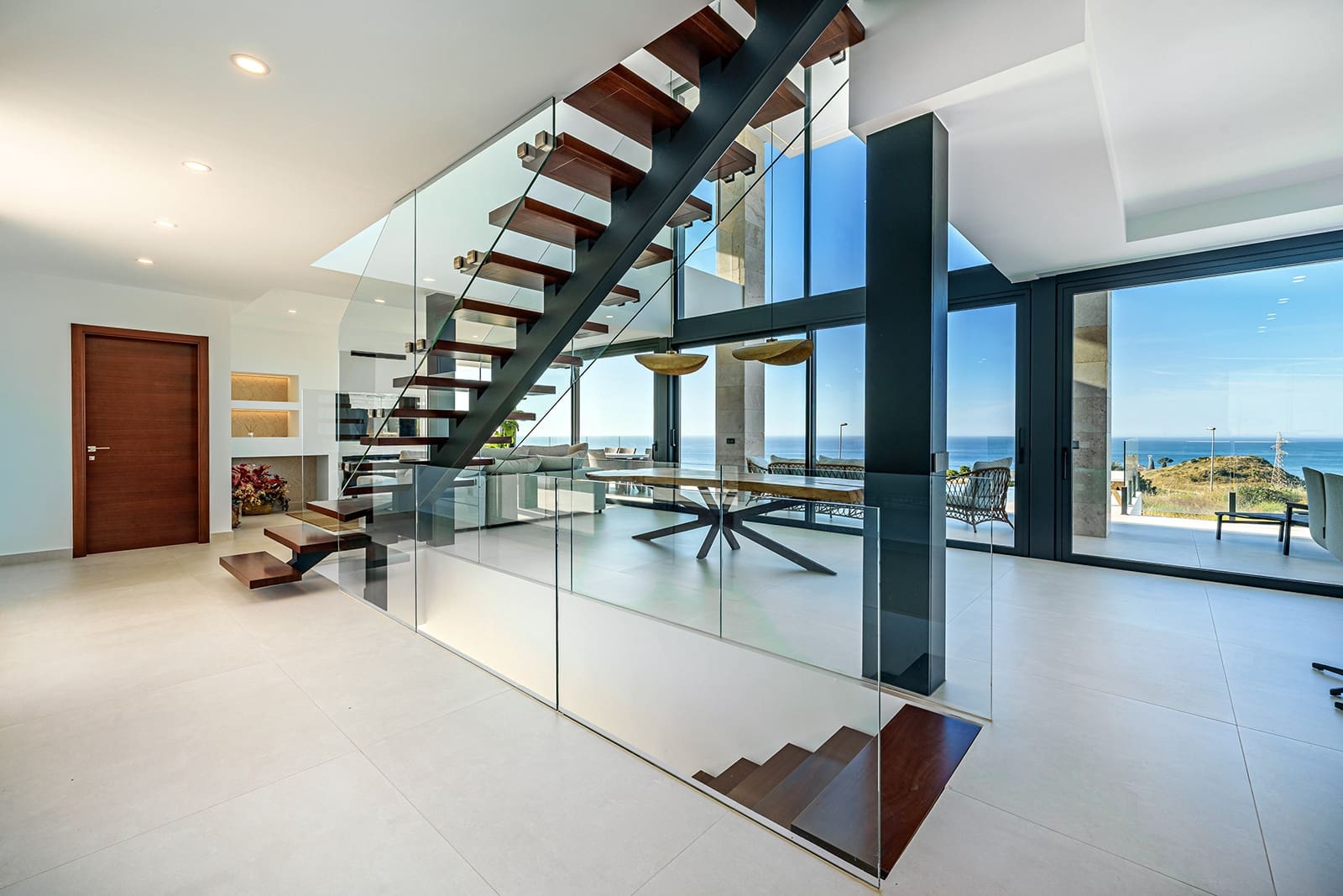 4 bedroom Villa for sale in Benalmadena with pool garage - € 2,600,000 (Ref: 9893890)