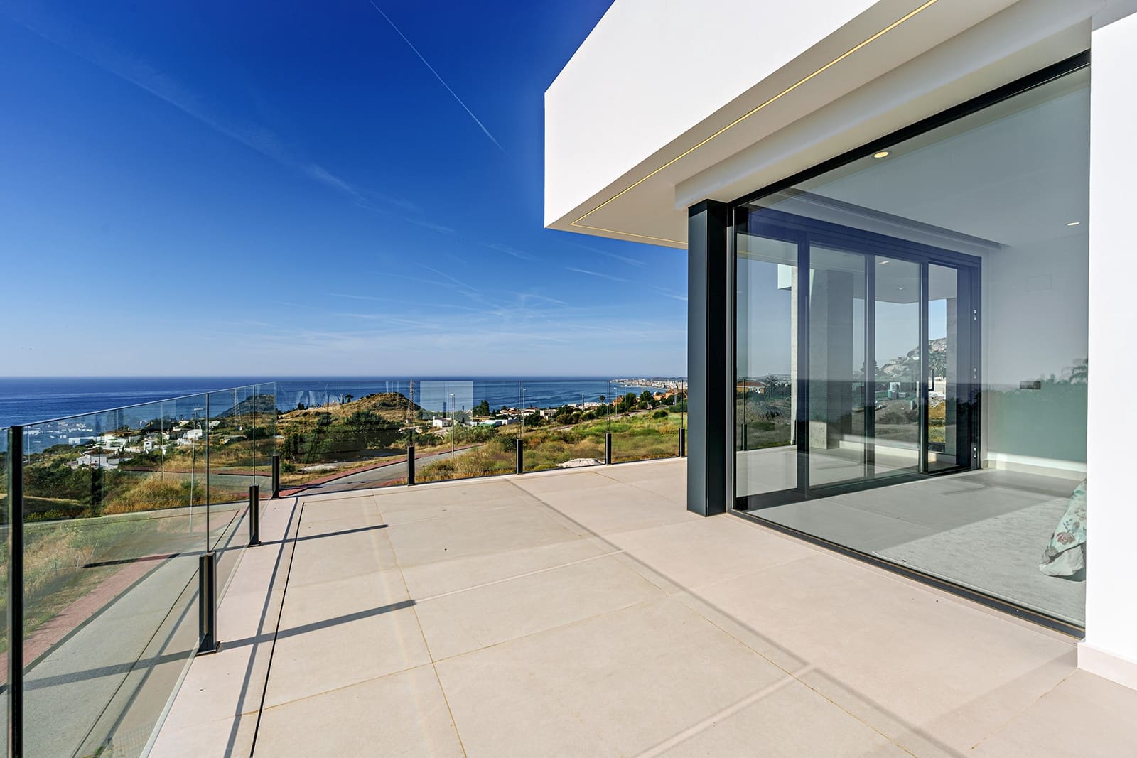 4 bedroom Villa for sale in Benalmadena with pool garage - € 2,600,000 (Ref: 9893890)