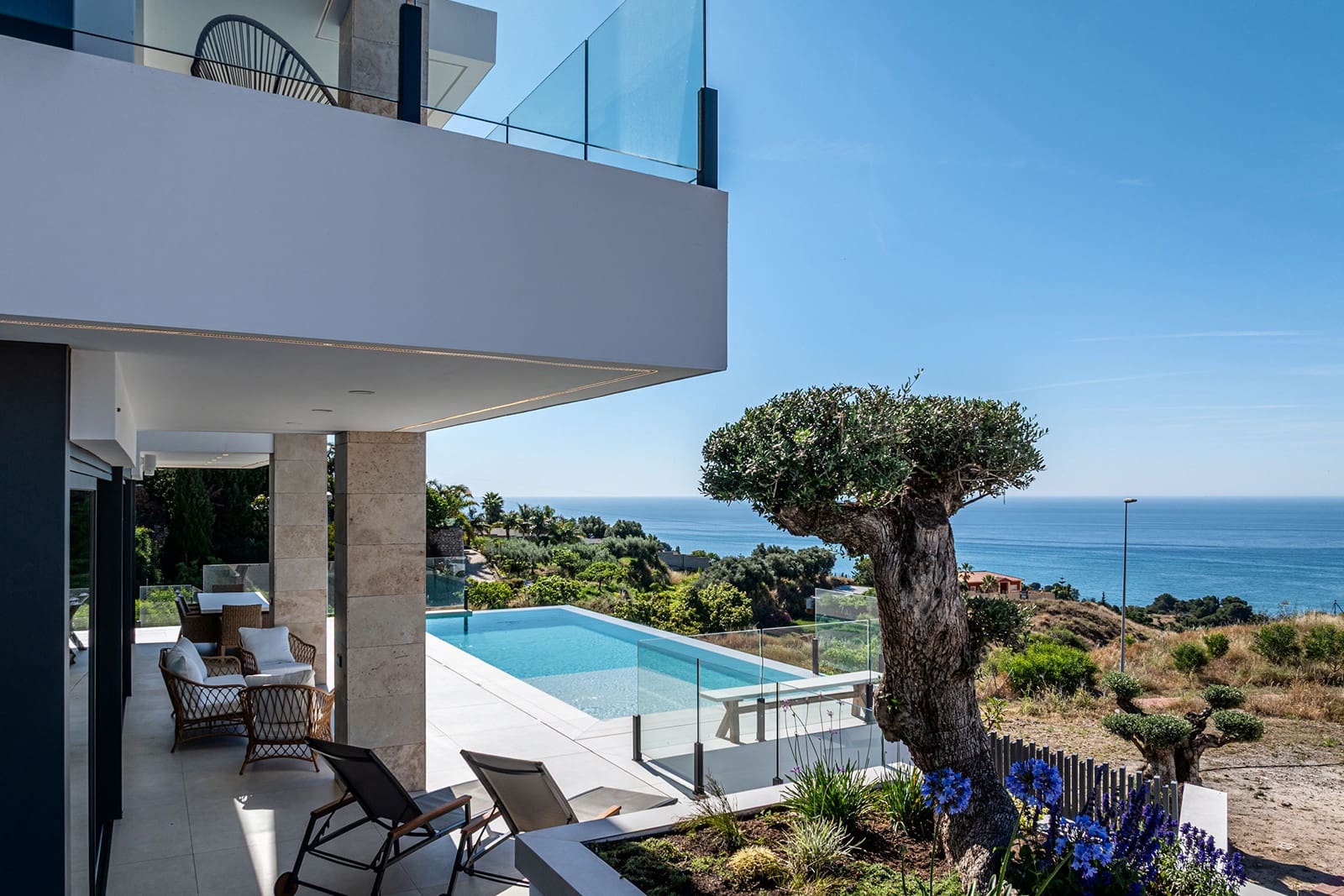 4 bedroom Villa for sale in Benalmadena with pool garage - € 2,600,000 (Ref: 9893890)