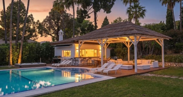 7 soveværelse Villa til salg i Marbella med swimmingpool garage - € 3.995.000 (Ref: 9893891)