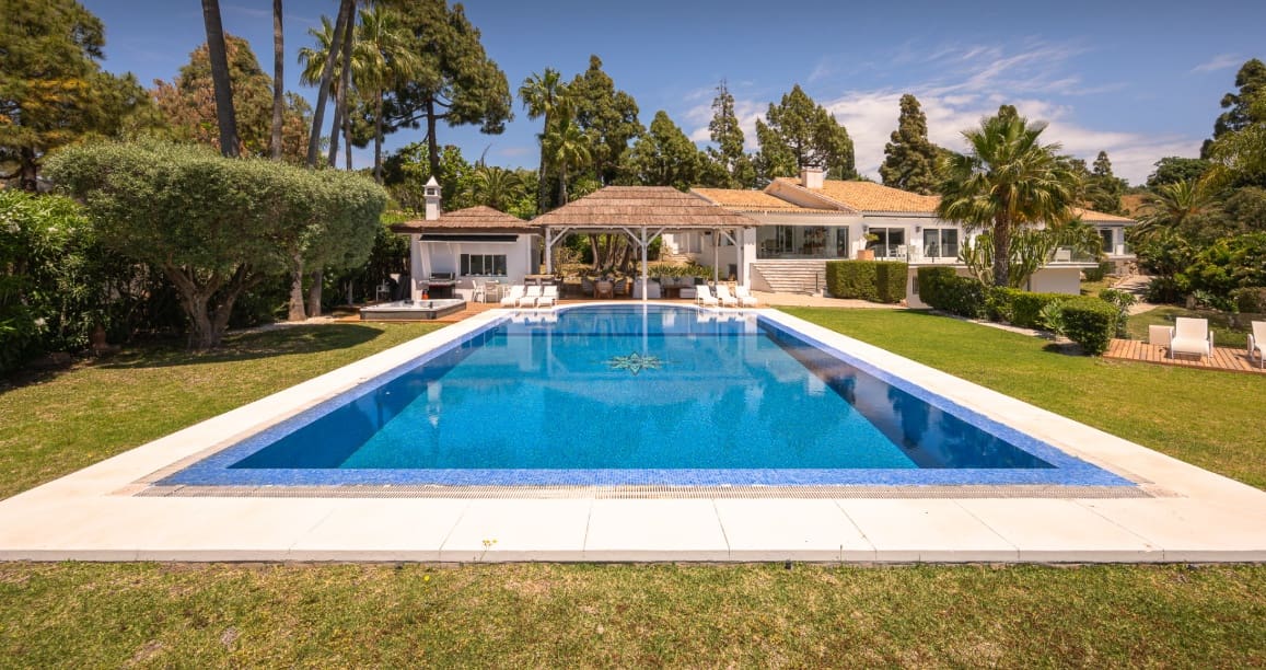 7 soveværelse Villa til salg i Marbella med swimmingpool garage - € 3.995.000 (Ref: 9893891)