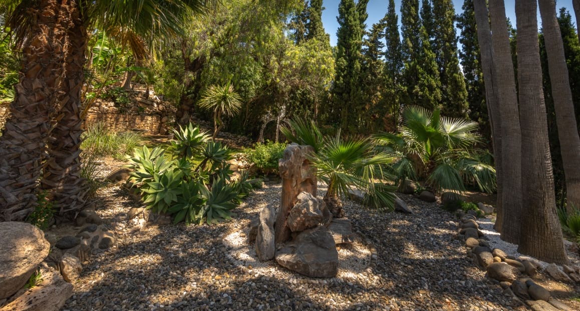 7 soveværelse Villa til salg i Marbella med swimmingpool garage - € 3.995.000 (Ref: 9893891)