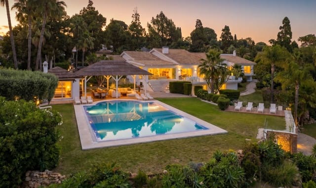 7 soveværelse Villa til salg i Marbella med swimmingpool garage - € 3.995.000 (Ref: 9893891)