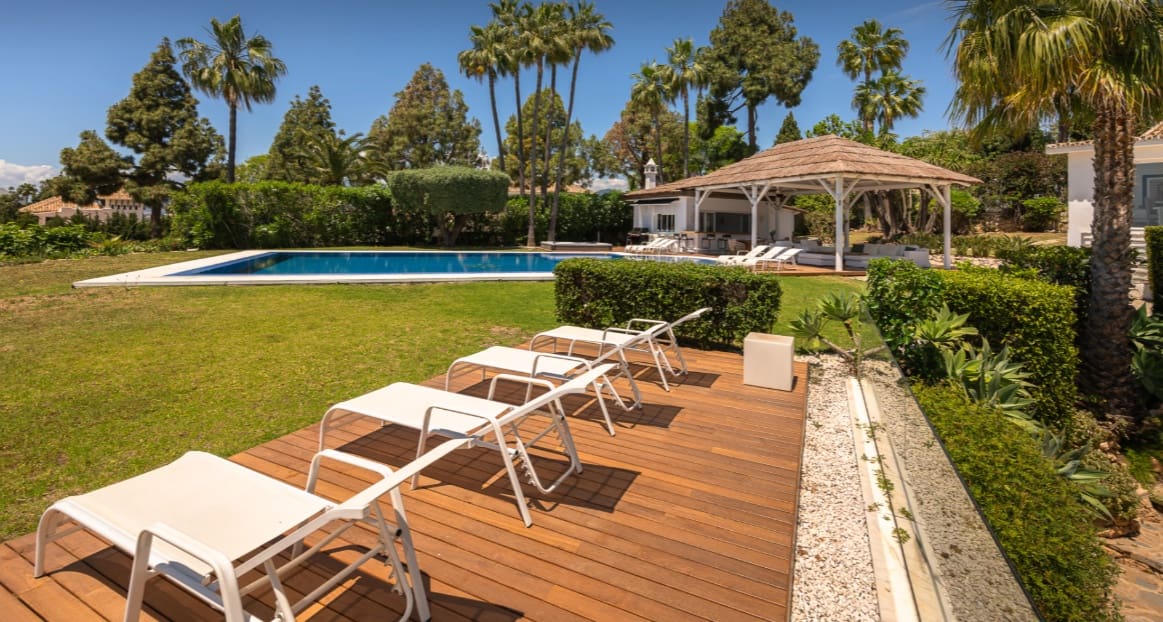 7 soveværelse Villa til salg i Marbella med swimmingpool garage - € 3.995.000 (Ref: 9893891)