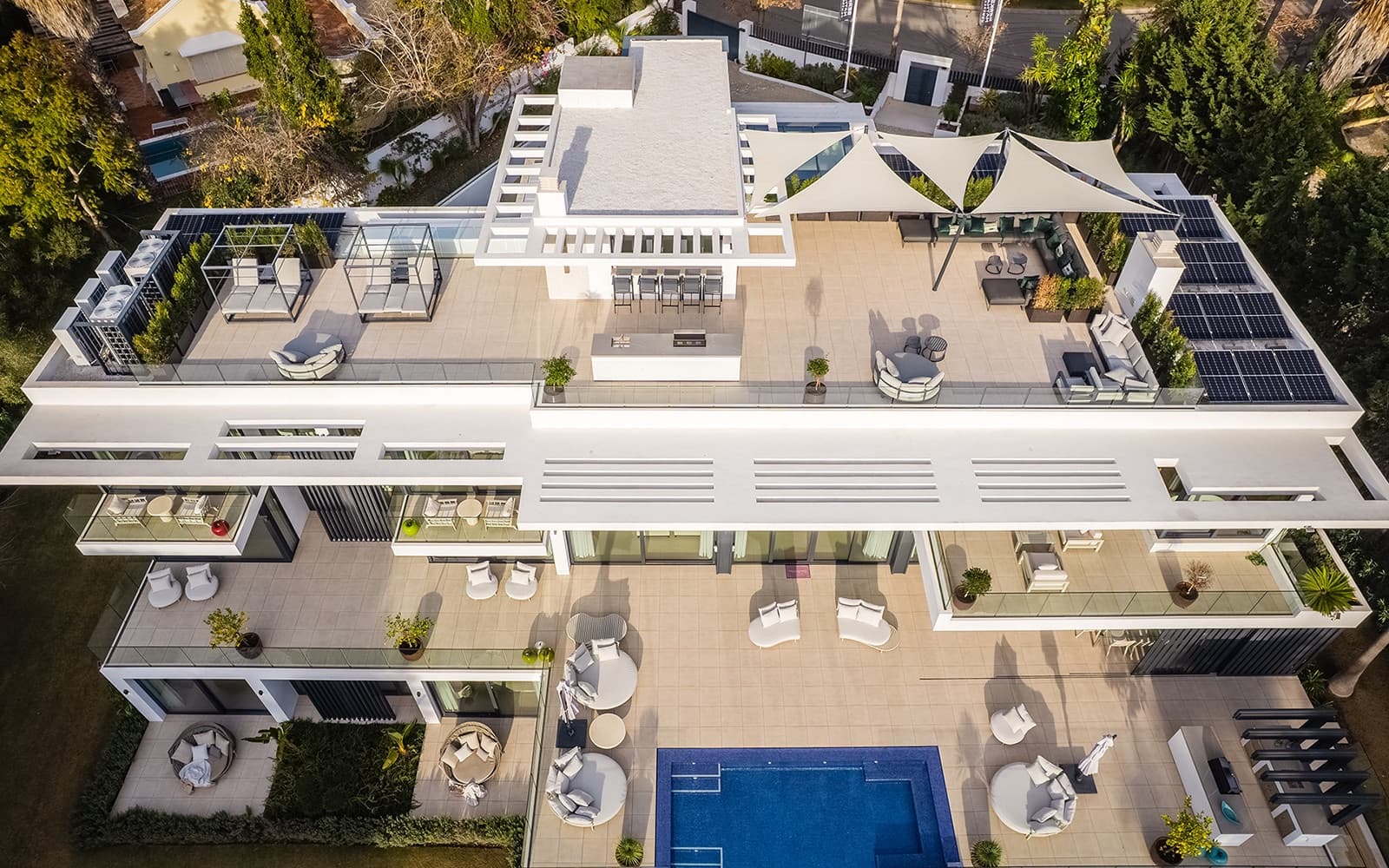 7 sovrum Villa till salu i Sotogrande med garage - 12 995 000 € (Ref: 9893893)