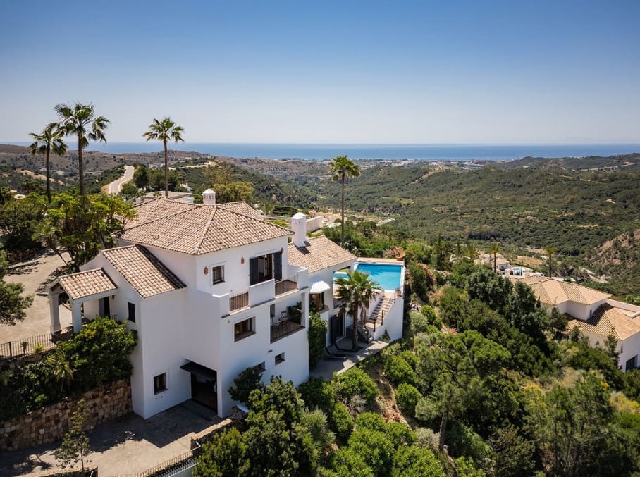 5 soverom Villa til salgs i Marbella med svømmebasseng garasje - € 1 795 000 (Ref: 9893895)