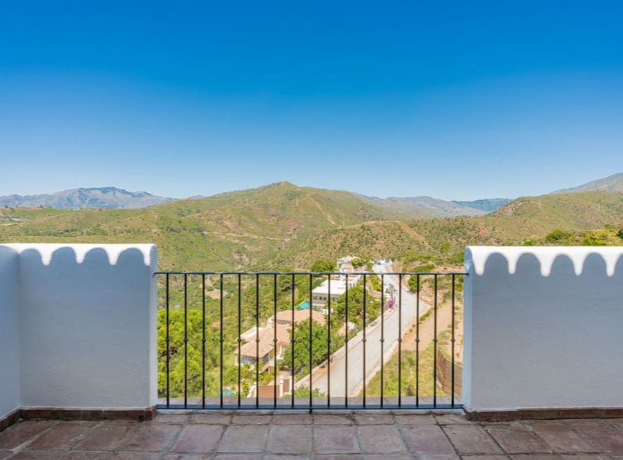 5 soverom Villa til salgs i Marbella med svømmebasseng garasje - € 1 795 000 (Ref: 9893895)