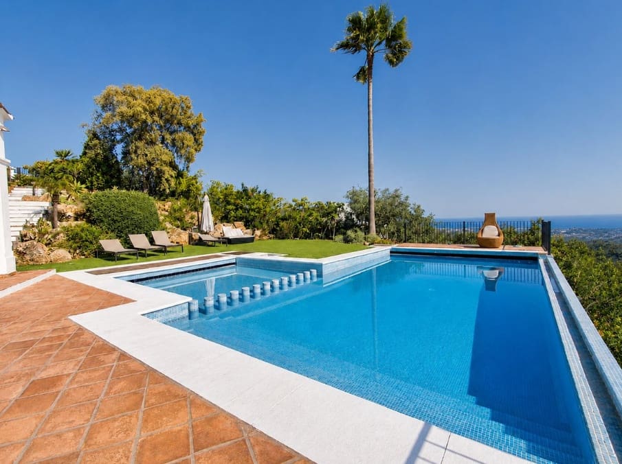 5 soverom Villa til salgs i Marbella med svømmebasseng garasje - € 1 795 000 (Ref: 9893895)