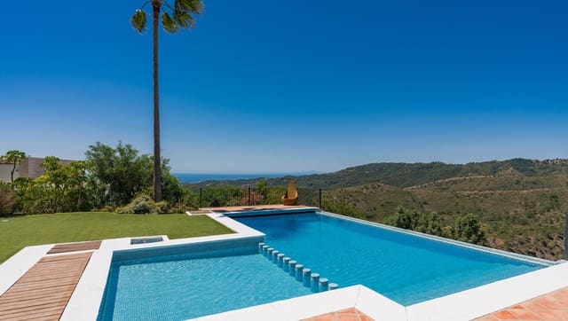 5 chambre Villa/Maison à vendre à Marbella avec piscine garage - 1 795 000 € (Ref: 9893895)