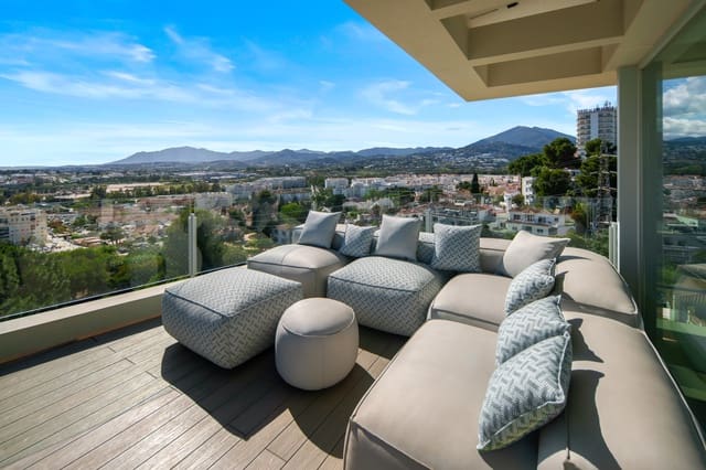 4 slaapkamer Villa te koop in Marbella met zwembad garage - € 2.775.000 (Ref: 9903947)