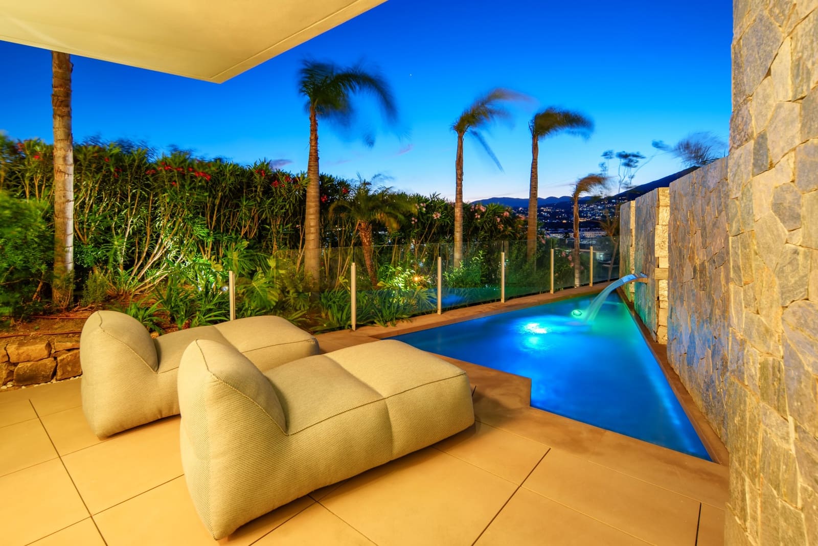 4 slaapkamer Villa te koop in Marbella met zwembad garage - € 2.775.000 (Ref: 9903947)