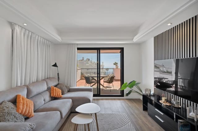 2 bedroom Penthouse for sale in Estepona with pool - € 509,000 (Ref: 9903949)