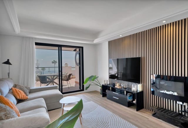 2 bedroom Penthouse for sale in Estepona with pool - € 509,000 (Ref: 9903949)