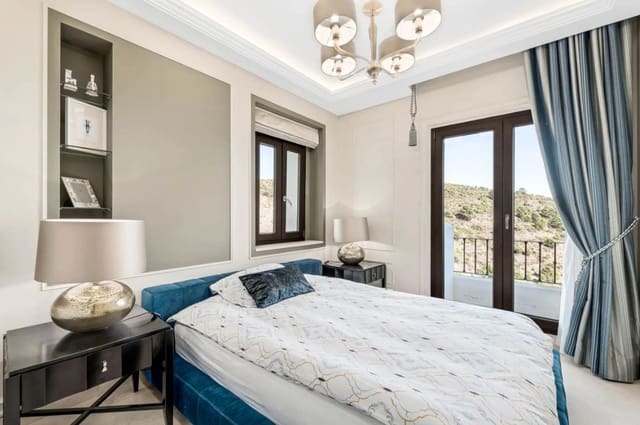 Chalet de 5 habitaciones en Benahavís en venta con piscina garaje - 1.595.000 € (Ref: 9906889)