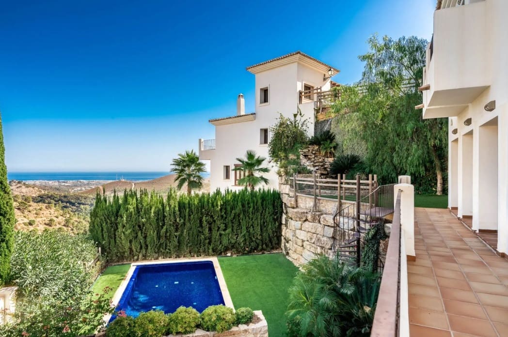 Chalet de 5 habitaciones en Benahavís en venta con piscina garaje - 1.595.000 € (Ref: 9906889)