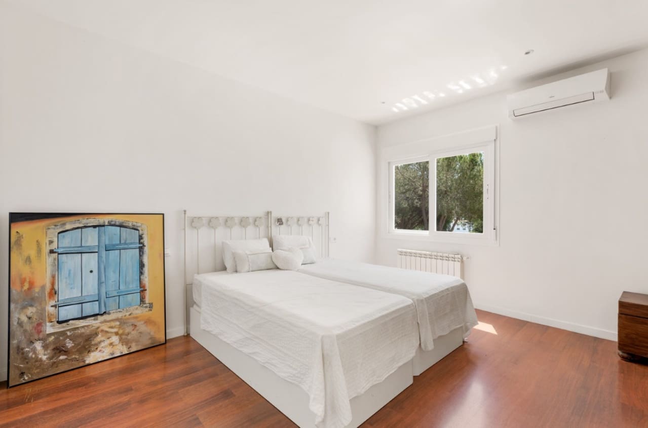 4 soverom Villa til salgs i La Cala de Mijas med svømmebasseng garasje - € 1 180 000 (Ref: 9906893)