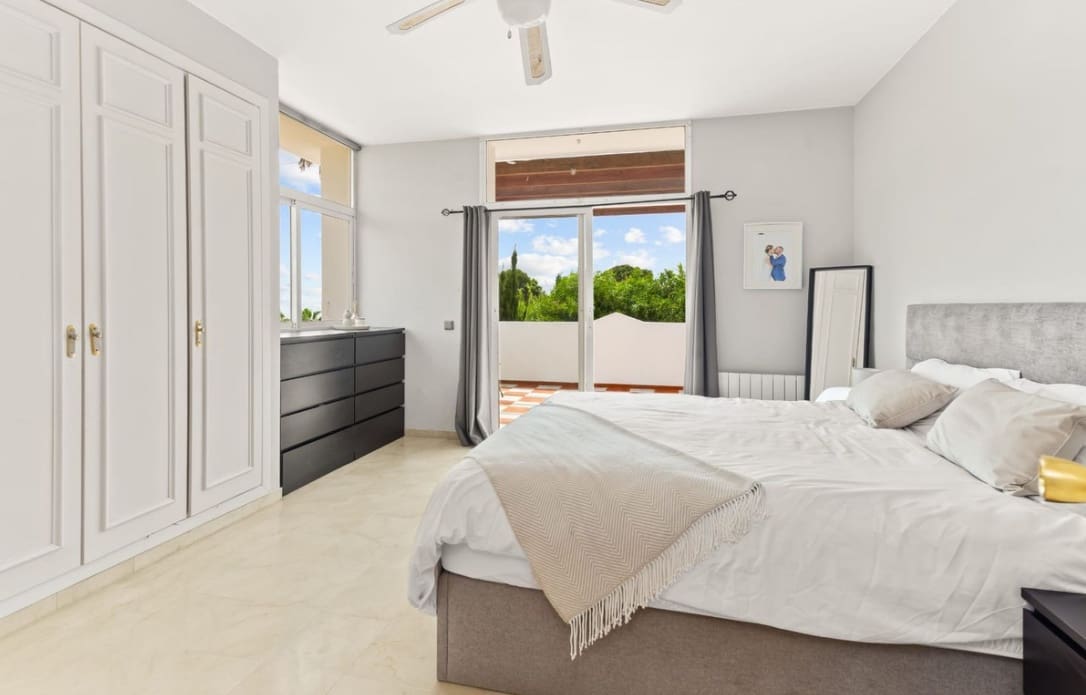 3 camera da letto Villa in vendita in Estepona con piscina garage - 799.000 € (Rif: 9906894)
