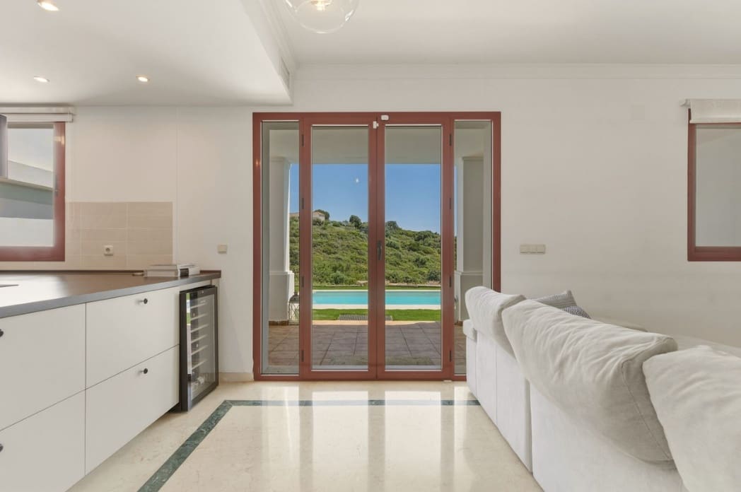 3 camera da letto Villa in vendita in Estepona con piscina garage - 525.000 € (Rif: 9906895)
