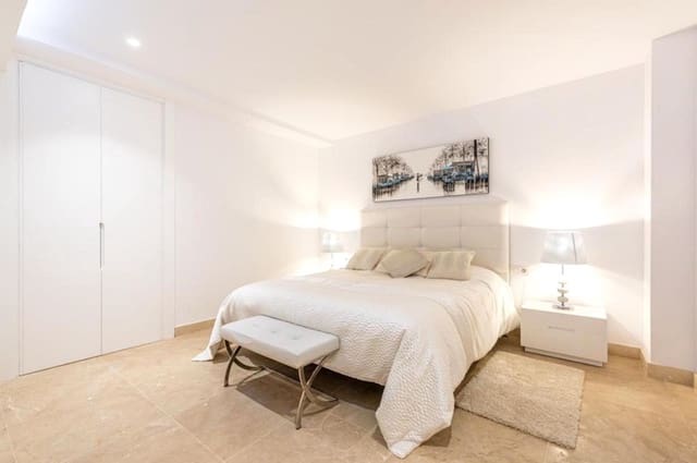 5 soveværelse Villa til salg i Marbella med swimmingpool garage - € 2.850.000 (Ref: 9915346)