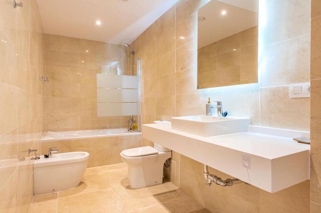 5 soveværelse Villa til salg i Marbella med swimmingpool garage - € 2.850.000 (Ref: 9915346)