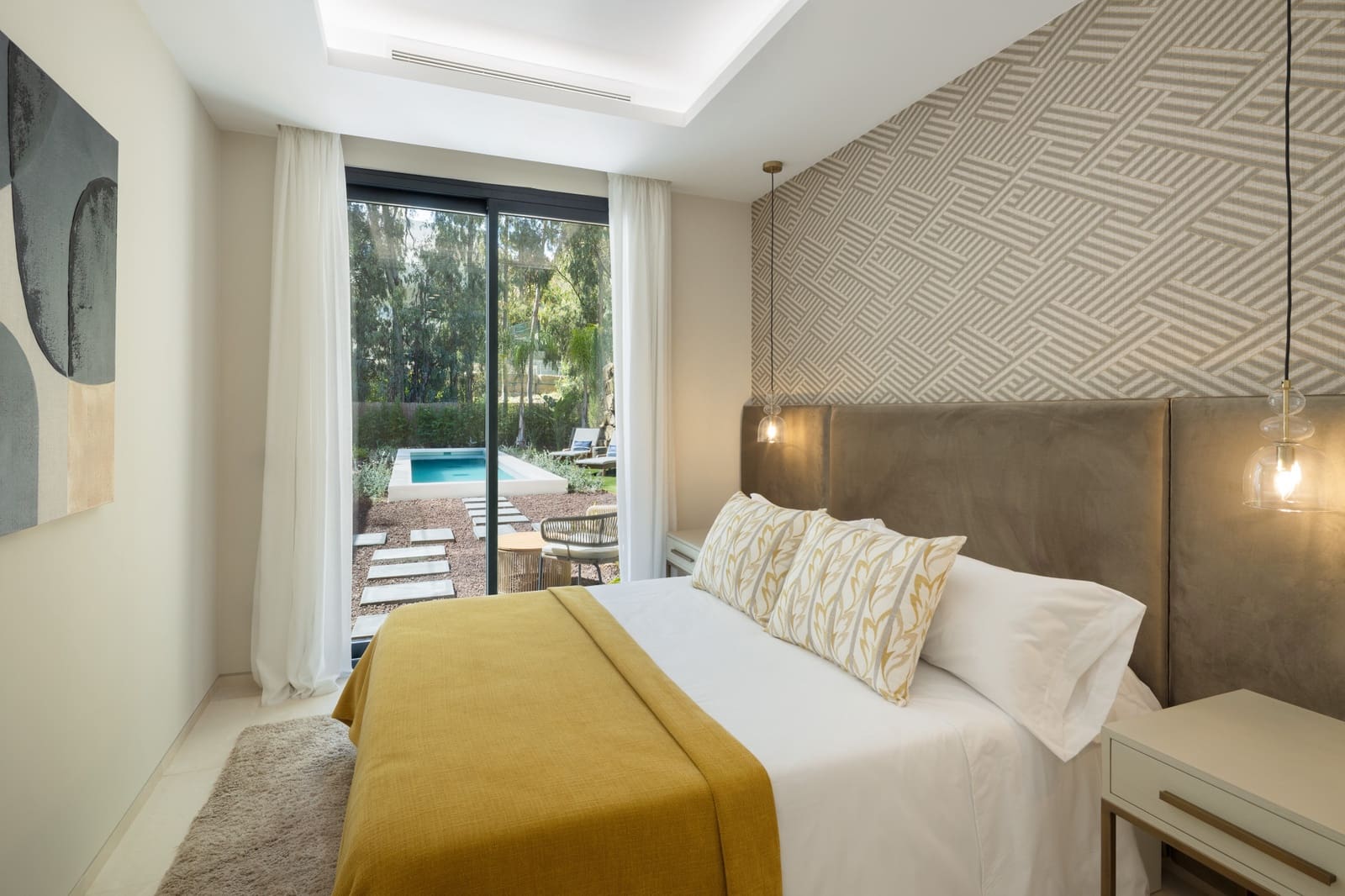 5 bedroom Villa for sale in Marbella with pool garage - € 4,995,000 (Ref: 9915349)