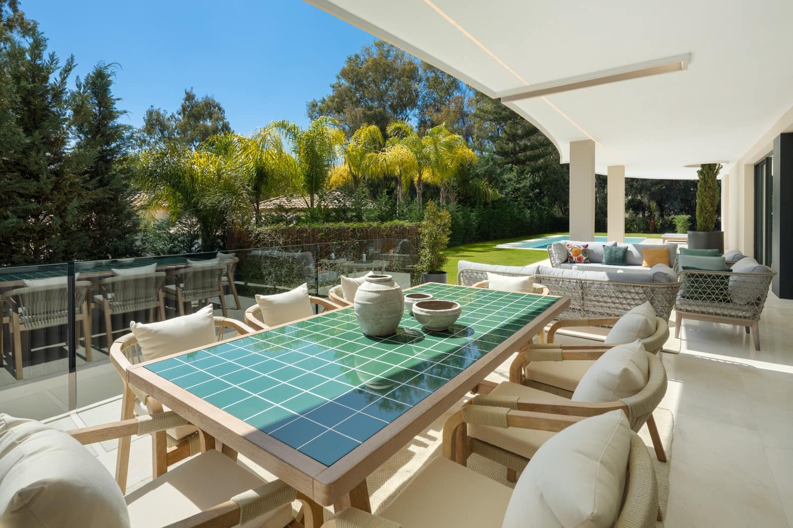 5 bedroom Villa for sale in Marbella with pool garage - € 4,995,000 (Ref: 9915349)