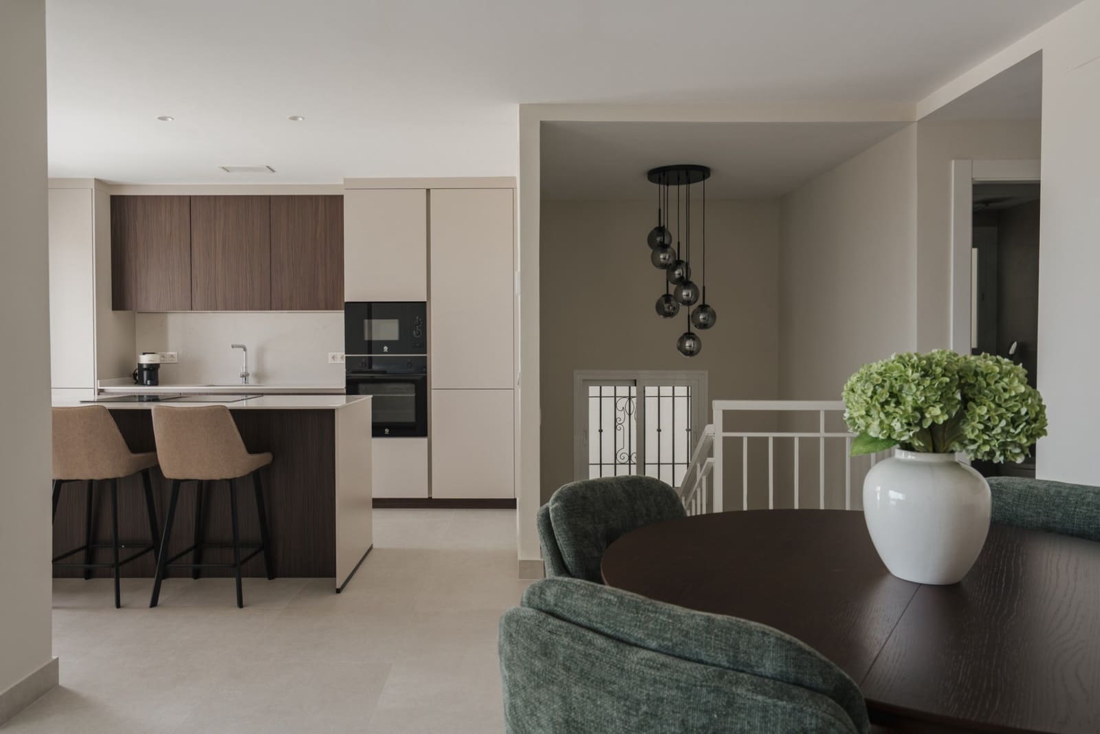 3 bedroom Apartment for sale in Benahavis with pool garage - € 725,000 (Ref: 9926927)