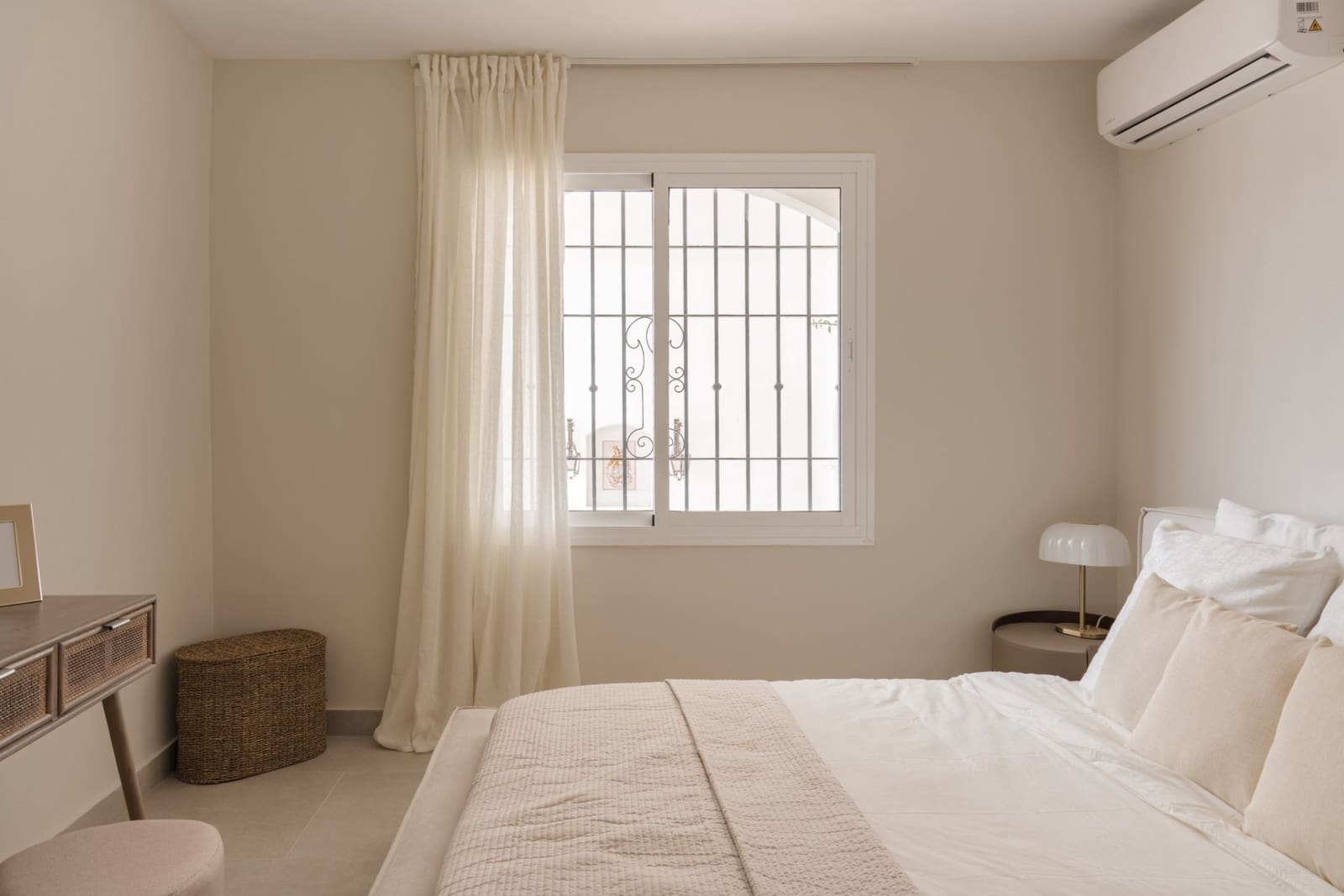 3 bedroom Apartment for sale in Benahavis with pool garage - € 725,000 (Ref: 9926927)