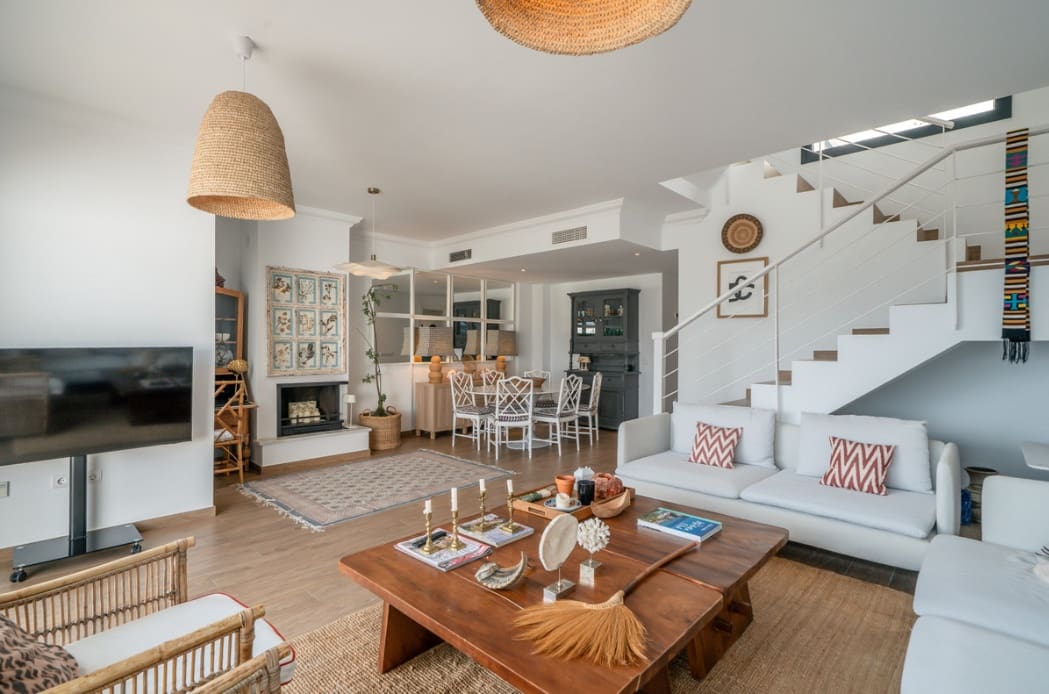 3 bedroom Villa for sale in Marbella with pool garage - € 595,000 (Ref: 9928915)